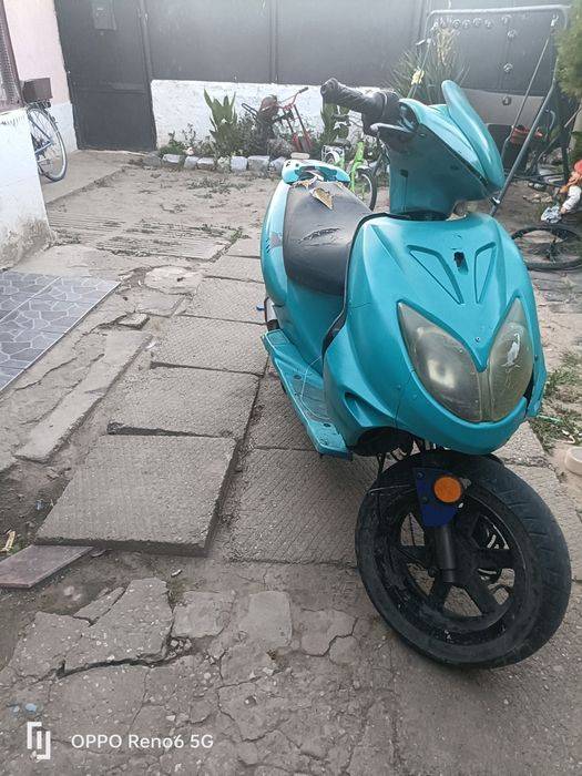 Scuter keeway 80cc
