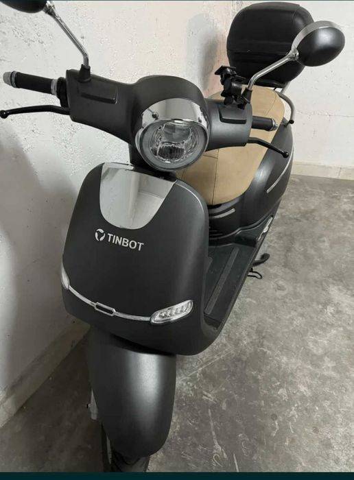 Scuter electric de închiriat.Electric scooter for rent