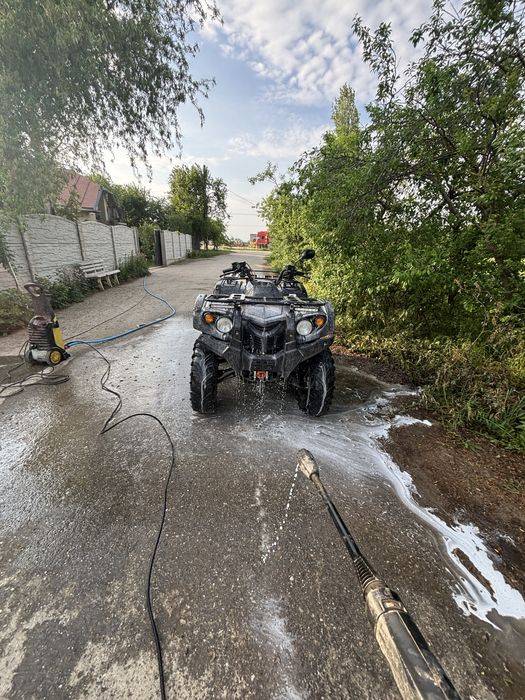 Atv 500 cc hisun 6500km  ( grizzy ) atv ul merge foarte bine .