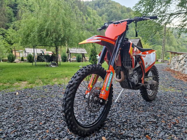 Vând ktm Full cross,  impecabil