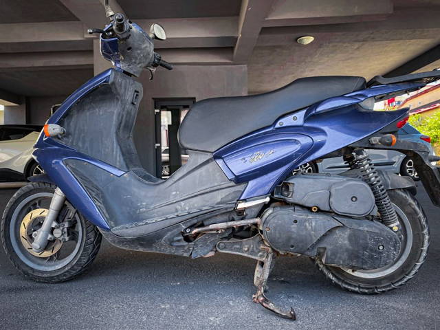 Benelli Velvet 125cc – motor Yamaha, înmatriculat, consum redus