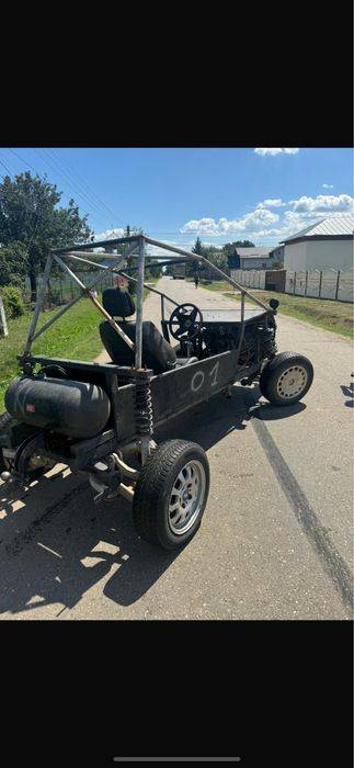 Vând buggy motor 2.5 bmw