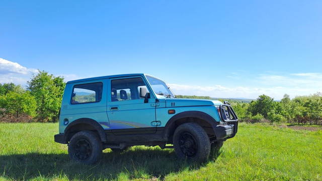 Suzuki Samurai SJ