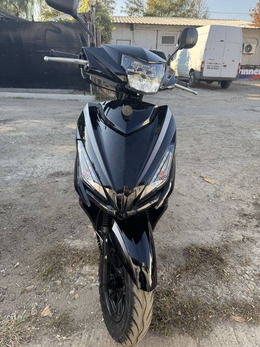 PROMITIE SCUTERE 125 cc benzina nou 0 km