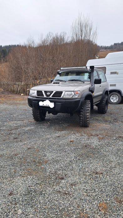 Nissan patrol y61 3.0