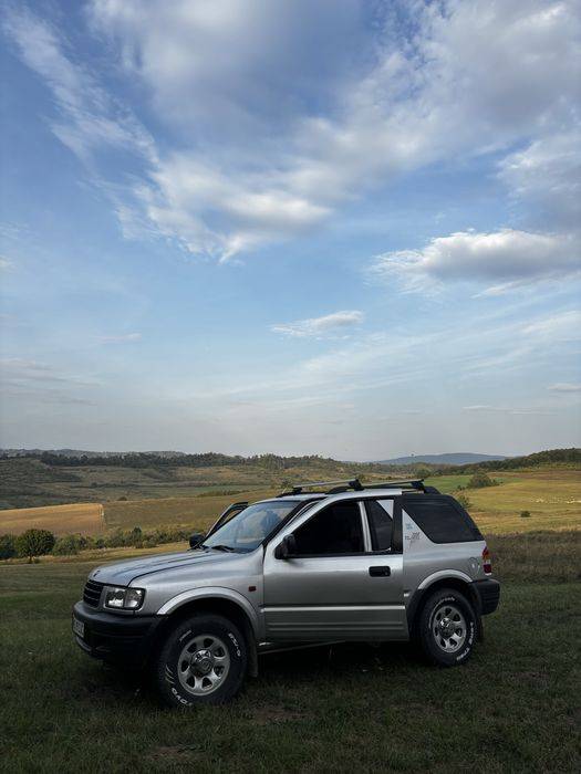 Se vinde opel frontera B sport