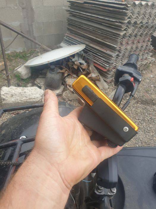 Vand bord atv bașhan nou nu folosit mult un an