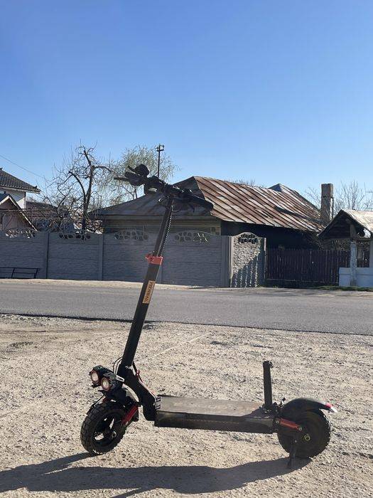 Vand trotineta electrica E-scooter