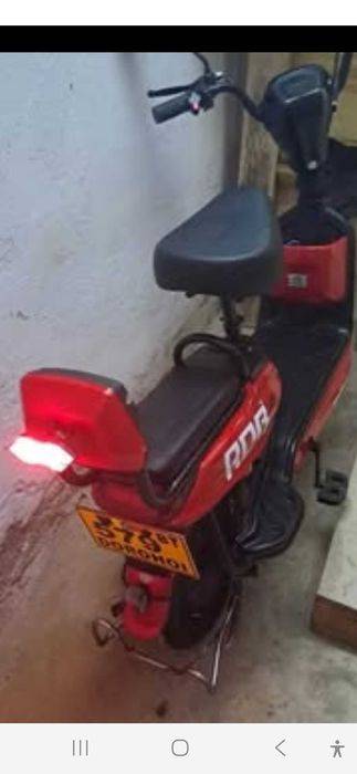 Scuter electric fără permis