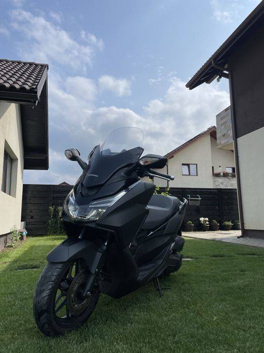 Scuter Honda Forza 125