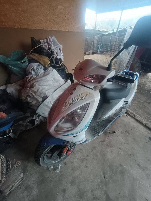 Vand scuter nu asigur transport preț negociabil