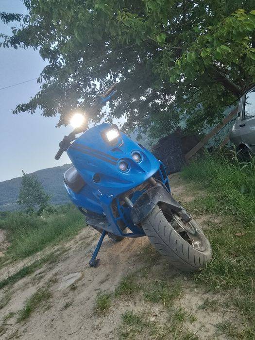 Vând malaguti f12 power