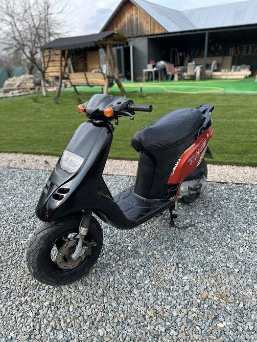 Piaggio typhoone 49 acte italia