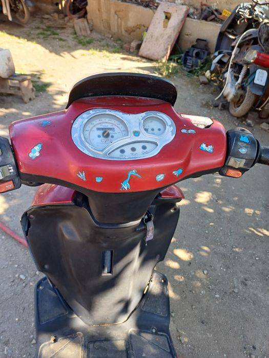 Vand scuter CPI HUSSAR de 49 cc 1000 de lei