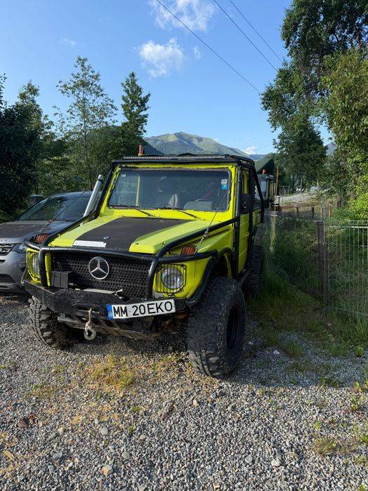 Mercedes G-class