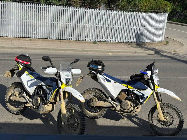 Husqvarna 701 Enduro 2023 - Dual sport