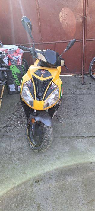 Scuter/Moped Motobi