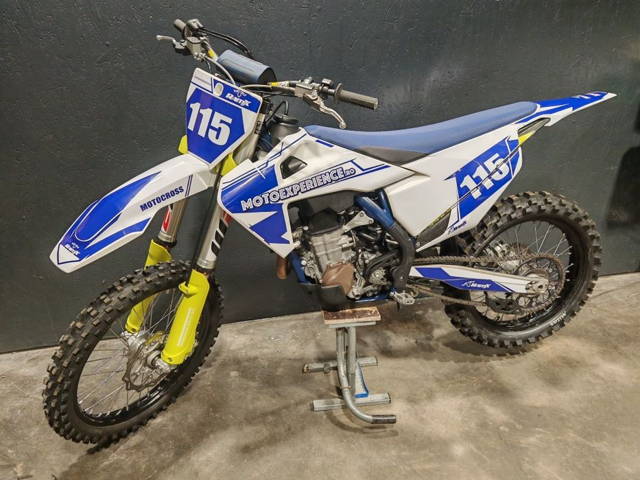Motocicleta Husqvarna FC 450 2020, Motocross