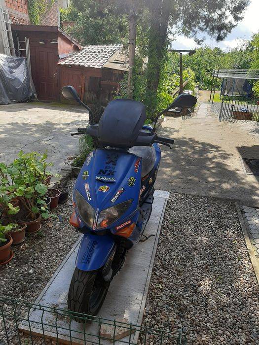 Vand scuter Peugeot speedfight 1.