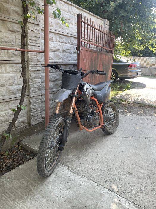 Vand motor kxd 150cc toba akrapovic mai multe detalii in descriere