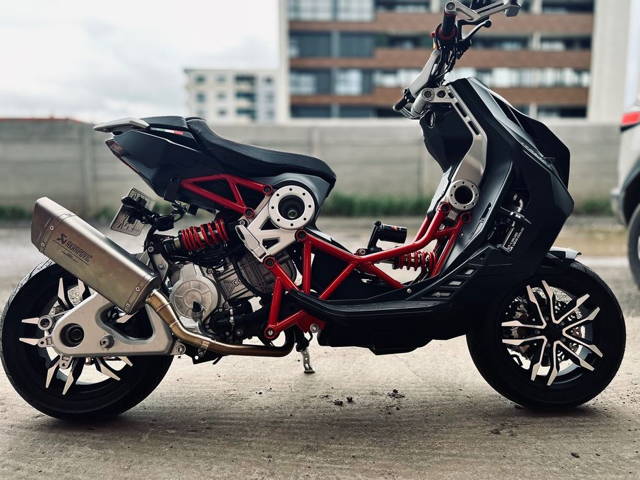 Scuter Italjet Dragster 125 Full Malossi Akrapovič Titanium,Garanție,B