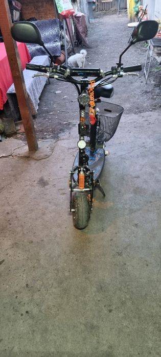 Vand Scuter electric