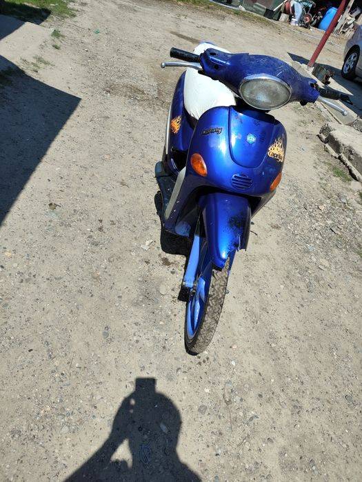 Vând Piaggio liberty