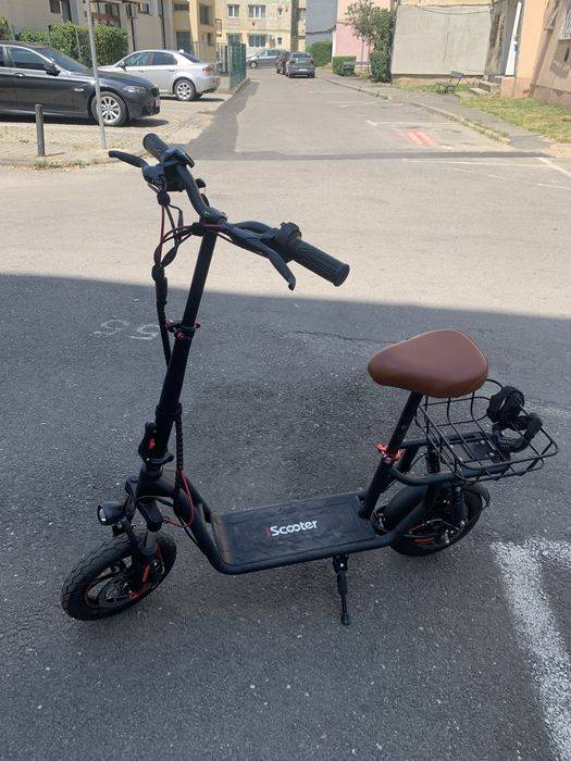 Trotineta electrică iScooter i12
