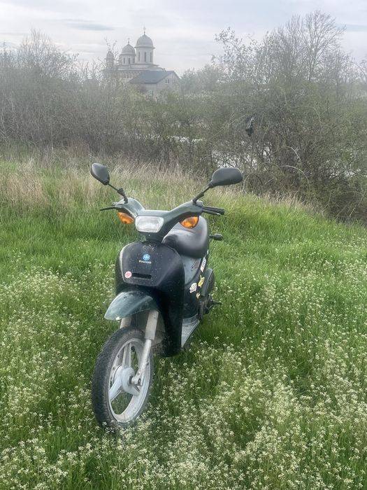 Vand/schimb scuter piaggio free 49cm