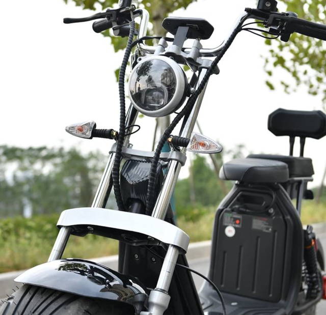 Scuter electric cu certifcat coc nou sigilat