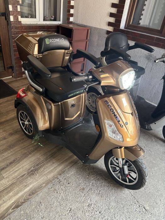 Vând scuter electric pentru persoanele cu dizabilitati