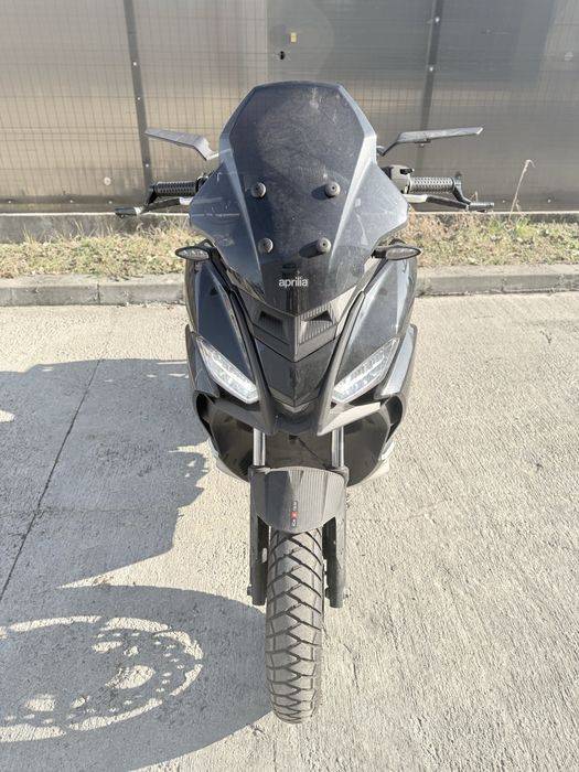 Aprilia SR GT 200