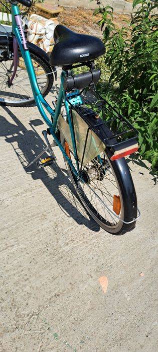 Vând Bicicletă cu roti pe/26