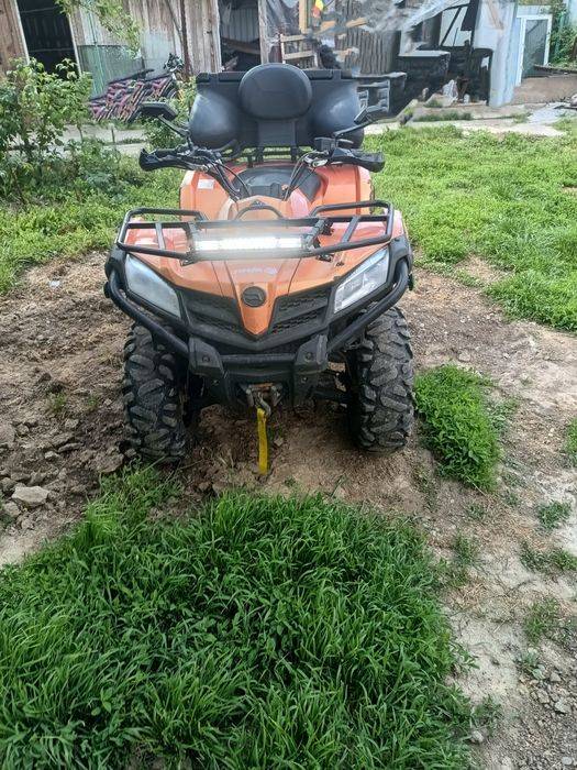 Se vinde CF MOTO 450 L