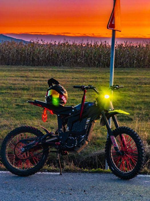 Cross electric,Talaria sting mx3,similar cu surron lbx,NEGOCIABIL !