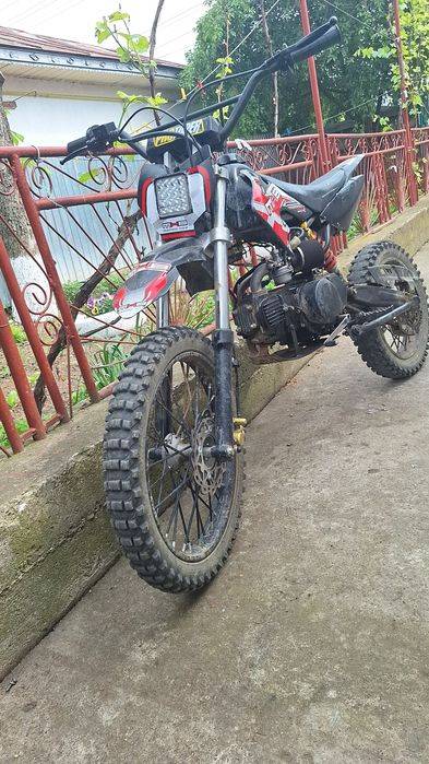 Vând cross 110cc