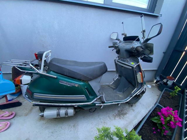Scuter Peugeot Hercules SR 50