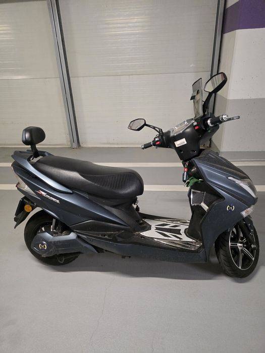 Moped Electric 72v 40ah Li_Ion Sunra Hawk 4500w 2021
