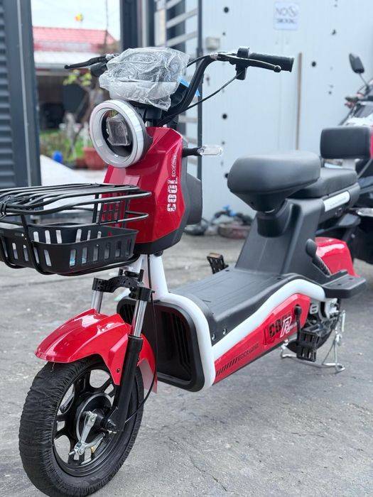 Scuter electric fara permis
