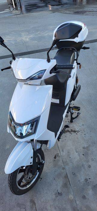 Se vinde Scuter Electric KUBA