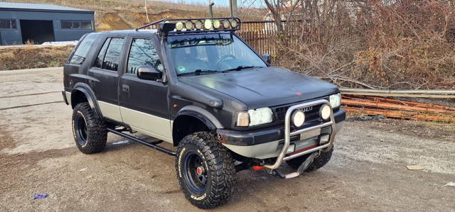 Opel Frontera 2.2i(Isuzu)