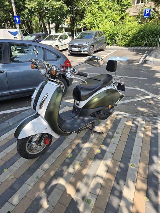 Scuter 50cc retro toate actele perfect wolt/glovo/bolt