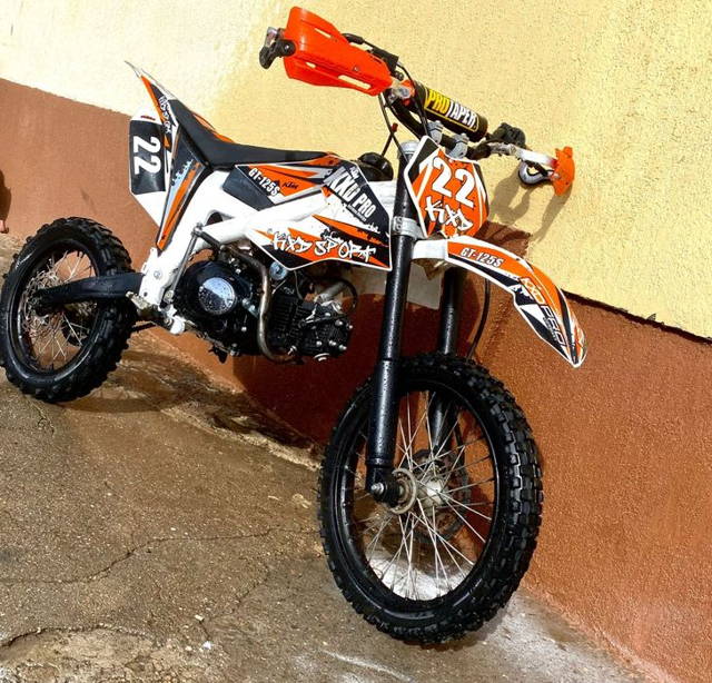 Vând Cross kxd 125