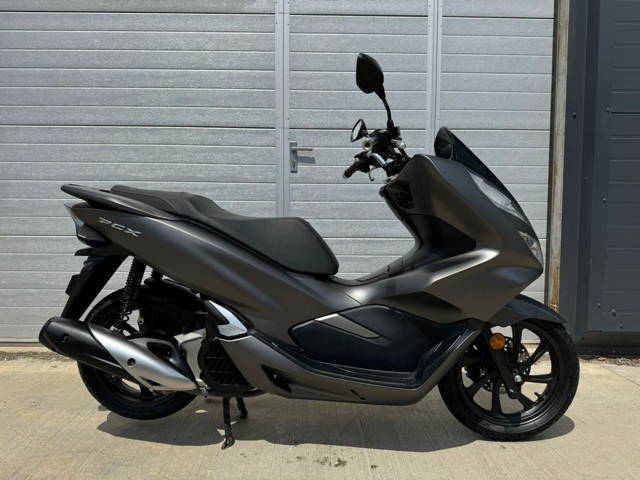 FunMoto vinde Honda PCX 125cm 2019 ABS Permis B