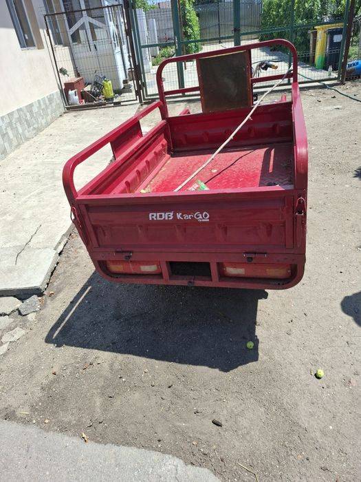 Dezmembrez triciclu electric kargo