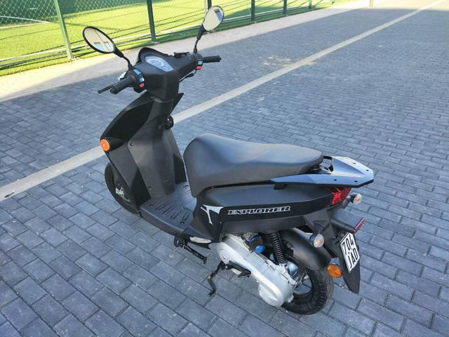 Scuter explorer stare perfectă ca și nou din Germania