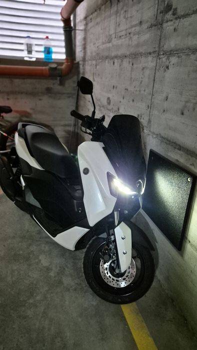 Vând Yamaha NMAX 125 NOU