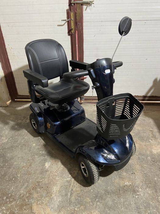 Scuter electric Invacare Leo