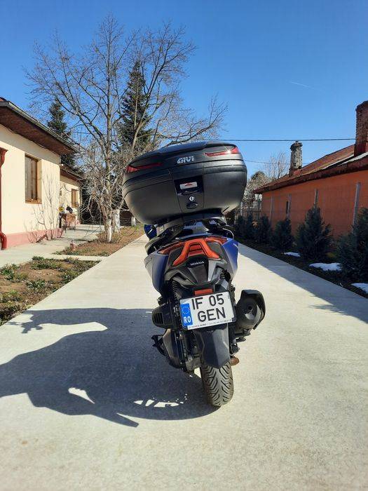 Vand maxiscuter Honda Forza 350