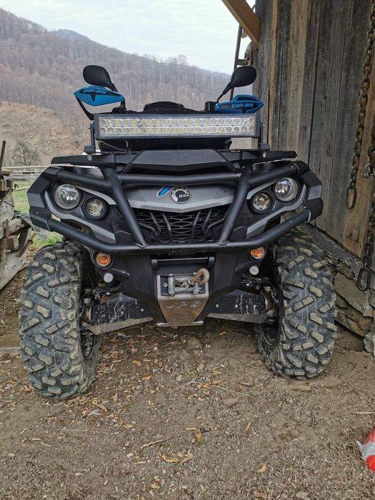 Vând atv Can-am outlander 1000r